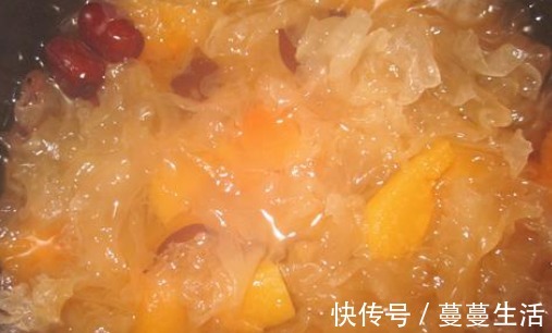 粘稠|煮银耳汤,别只会泡水!学会这2招,半小时出胶,粘稠浓郁又好喝