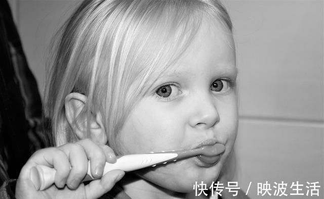 父母|农村老话“棍棒底下出孝子”这些孩子真成孝子了吗?