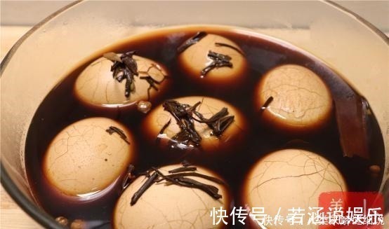 煮茶叶蛋，放什么配料才是关键，教你正确做法，比外面摆摊还好吃