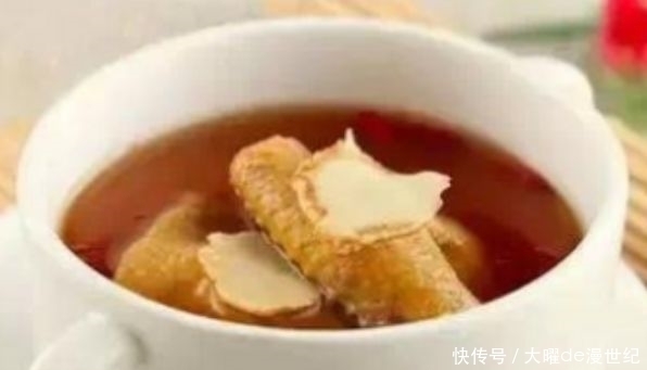 一段时间|坚持每天一杯“黄芪水”,一段时间后,4个“变化”会悄悄发生