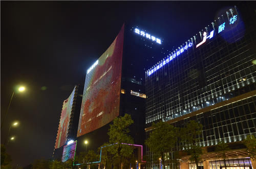 麦肯|头角峥嵘!麦肯标识荣获「华鼎奖」双项大奖