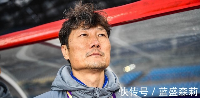 新帥|毛毅軍無(wú)緣在申花轉(zhuǎn)正，新帥人選浮出水面，球迷看好一人執(zhí)教球隊(duì)！