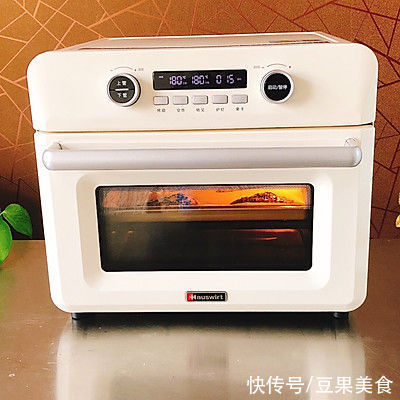 酥得掉渣的香蕉派太好吃了 | 手抓饼版