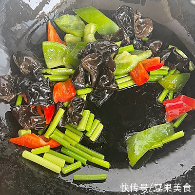 过油肉|隔着屏幕都喊香，过油肉土豆片1.0的秘籍分享