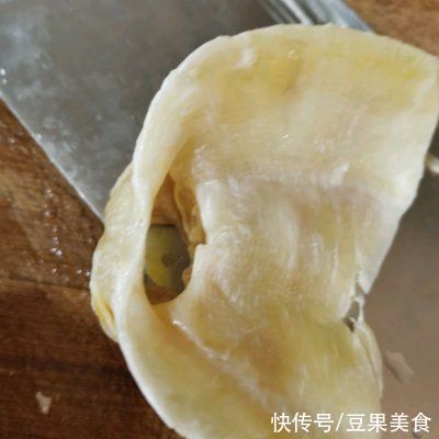 炖奶|吃了这碗花胶鱼胶炖汤 炖奶，一口下肚感觉超暖