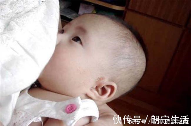 体重|纯母乳喂养的宝宝半岁添加辅食后,如何判断母乳够不够