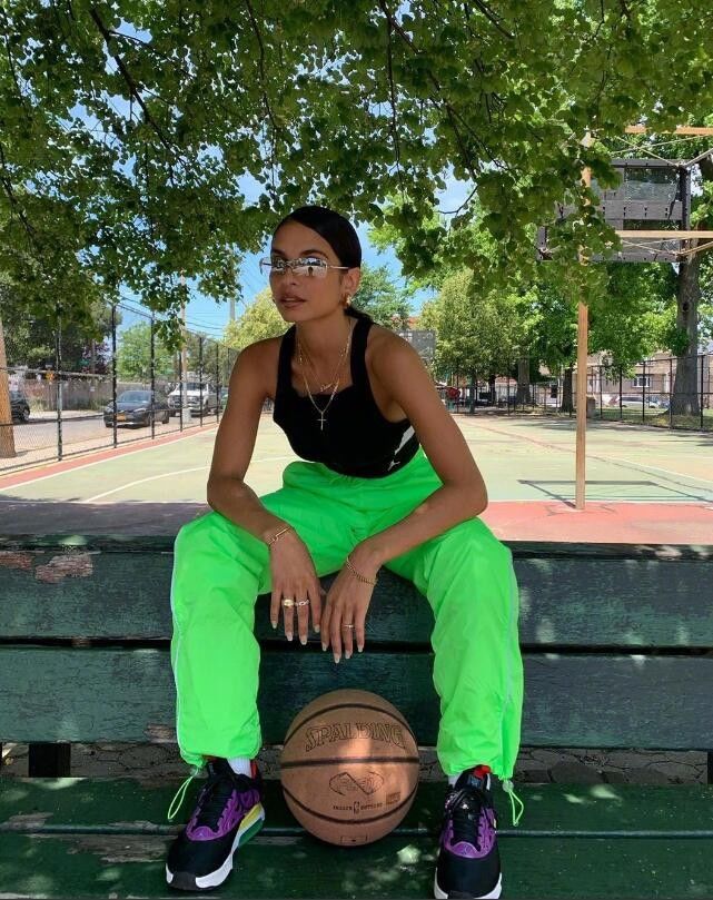 高跟鞋|街头感纽约时尚博主Danie 欧美运动风穿搭范本