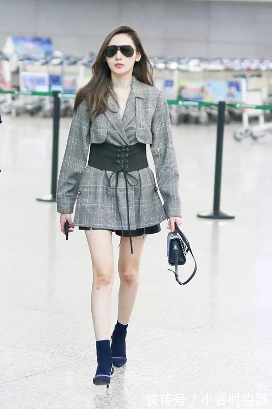 格纹 早春格纹大衣这样穿,不踩雷还很时尚
