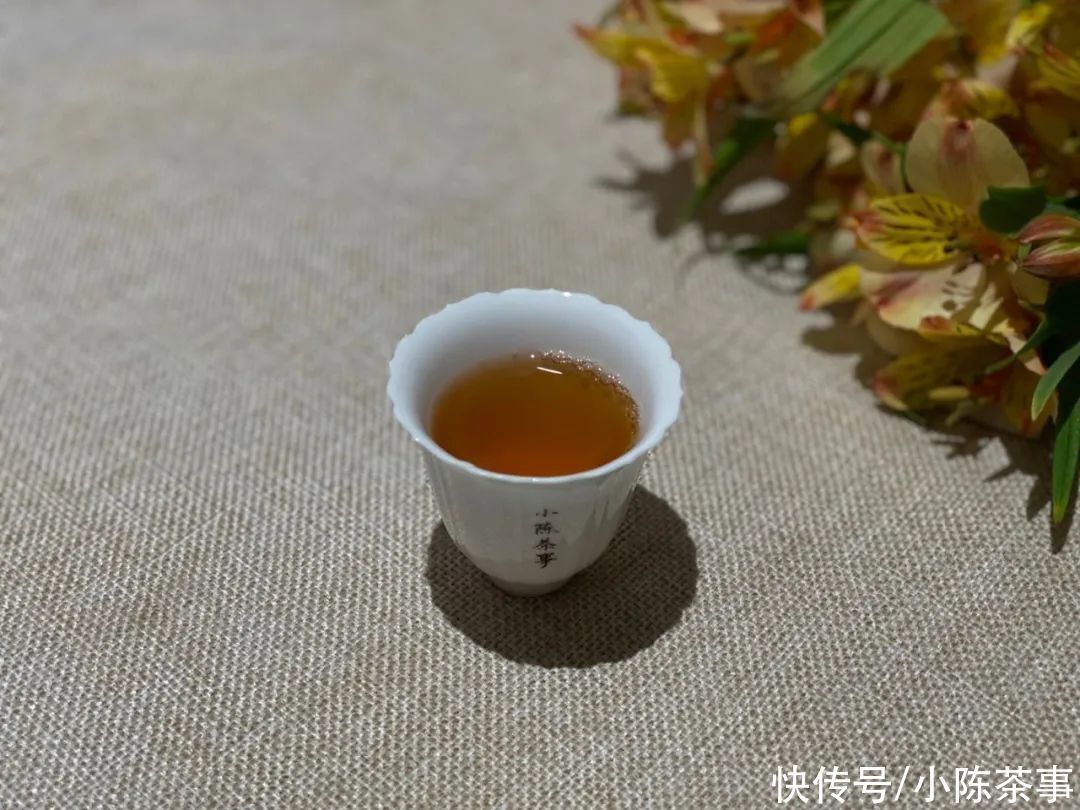 到手的岩茶,是马上喝?还是先放放再喝?一篇文章告诉你正确答案