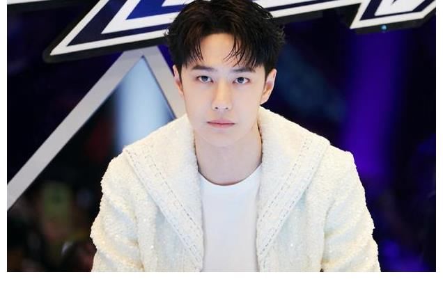 又來熱餅了！王一博的新資源，這個配置堪稱一流，可惜太假