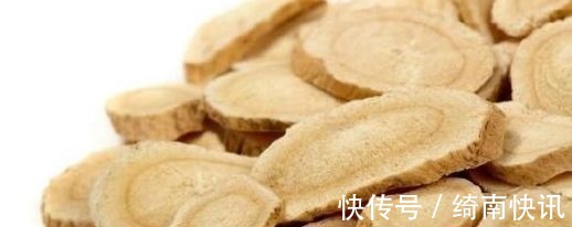 药材|常喝黄芪水百病消：加这一味效果更好，补气补血。