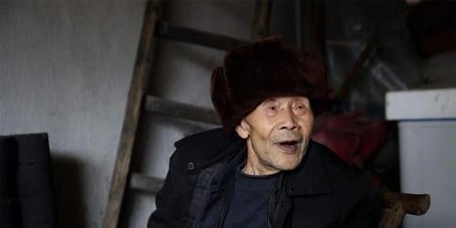 饮食清淡|饭后散步利于长寿,在几个长寿习惯中,排最后,第1大家都想不到