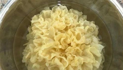 它是“穷人的阿胶”,隔天吃一次,补血养颜,淡化色斑,更显年轻