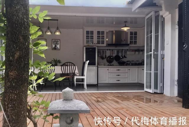 厨房|她不顾父母反对将老破平房改造,花了16W,完工后朋友来了不想走