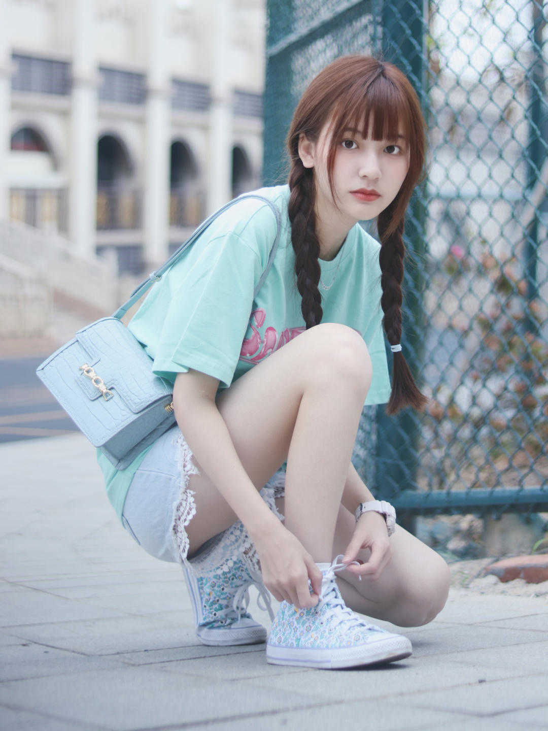 糖果色|今年流行糖果色T恤,可以这样穿,减龄又好看