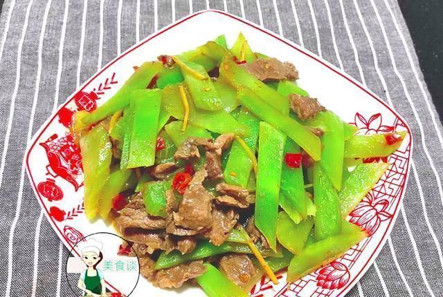 脆嫩|这两样食材一起炒,真不错,鲜香脆嫩,简单又营养,难怪儿子爱吃