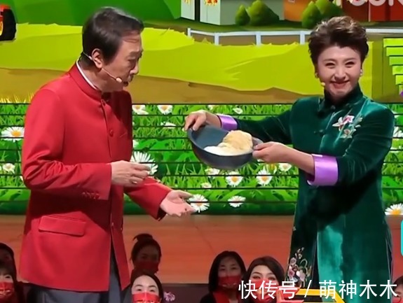 卫视春晚明星集体串台,小岳岳再现经典表情包,TVB春晚也凑热闹
