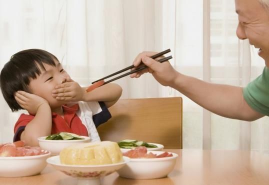 饮食习惯|7岁孩子出现积食,家长发现3处端倪,调理后身高135cm