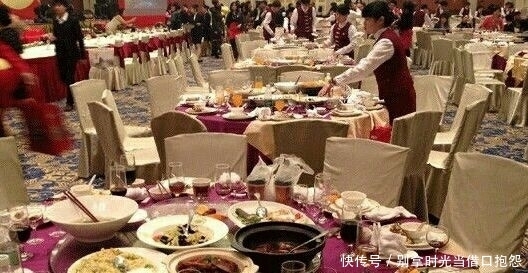 抹黑|女子国外吃自助餐,吃半被服务员赶走,你把国人的脸抹黑了