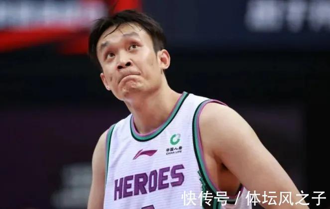 徐长锁|丁彦雨航或将赛季报销,徐长锁则是帅位稳固,第三外援正在联系