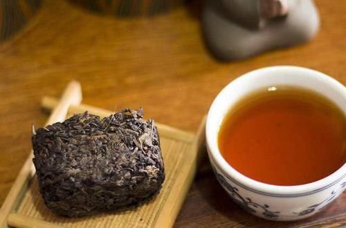 高血脂反反复复降不下？医生：多吃这几样食物，血脂稳降不再高