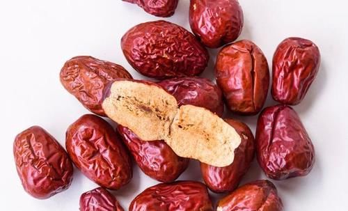 惊蛰后，不管有钱没钱，餐桌5宝不能少，顺应时节，家人都受益