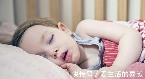 身高发育|孩子睡觉时,有2个时间段或许是长高的黄金时间,家长不要错过!