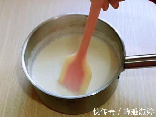 孩子最近迷上了此甜品，不用花钱买，自己在家也能做，好吃还不贵