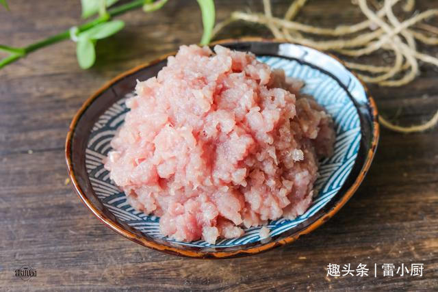 肉馅|剁肉馅竟这么简单,2分钟全剁好,省时又省力,方法太实用了