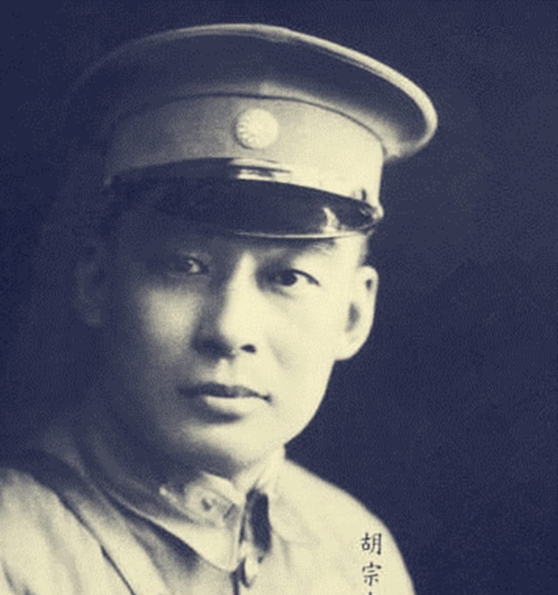 例子|他因个子矮被黄埔拒收,举了3个例子,考官哑口无言,后来成名将