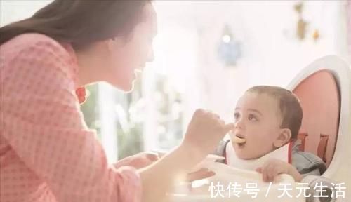 外八字|老公半夜总是戳刚出生女儿，宝妈装睡观察，背后原因令她泪目