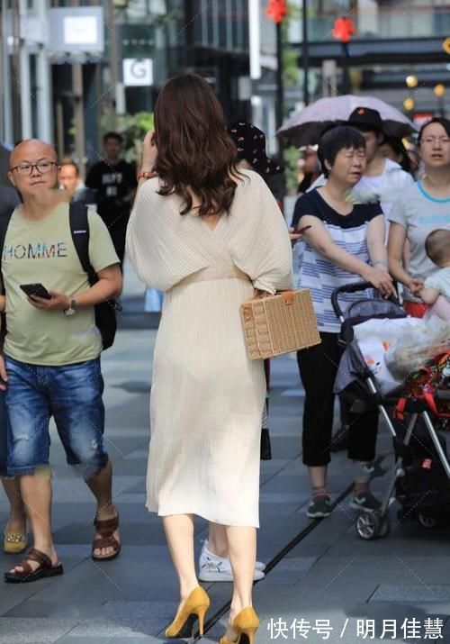 优雅|米色长款修身裙,大方优雅魅力十足,尽显高级气场