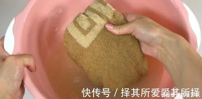 洗衣液|不管毛巾多脏多黄,在水里滴几滴,洗完的毛巾又软又干净!