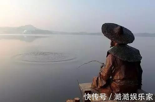 鱼儿|鱼情不好的时候,不妨试试这个钓法—“扎蛤蟆”