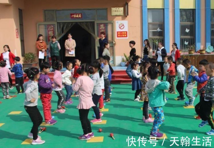 孩子|宝宝多大上幼儿园合适？3岁只是一个门槛，具备这三项技能再上