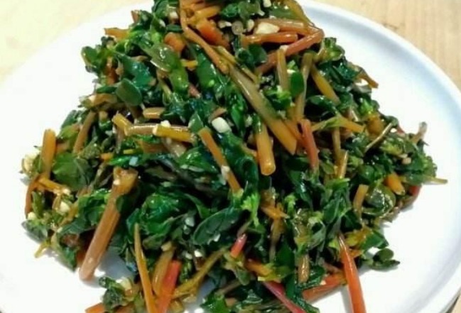 马齿苋|有了白头发不要烦!马齿苋加一宝,白发变黑发,半月后还有大发现