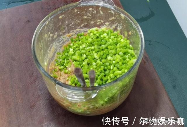 配方|教你在家蒸包子，又白又暄软，配方步骤都很详细
