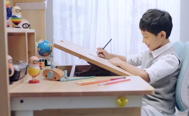 家长|孩子问了一个问题,可这个问题家长答不上来,怎么办?超尴尬