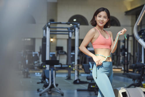 年纪|年纪大了如何保持身材？做好4个习惯，30岁后保持“冻龄”状态