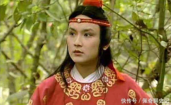 如果红楼梦的作者是曹家人,那为什么在书中不避祖、父曹寅的讳?