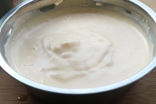 蒸鸡蛋糕|4个鸡蛋加半碗面粉，简单蒸一蒸，好吃不上火，比蛋糕还美味