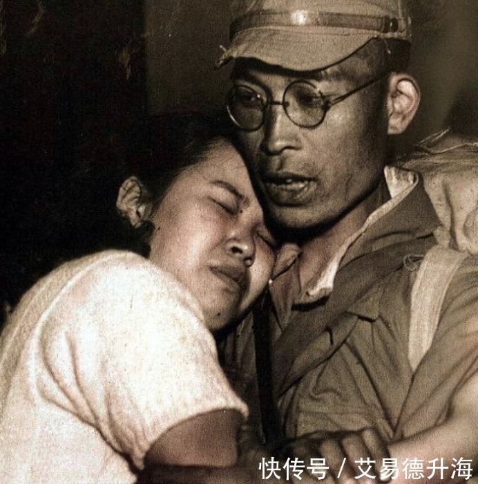 二战|老照片:二战结束后,日本士兵回国后的真实生活,真是解气