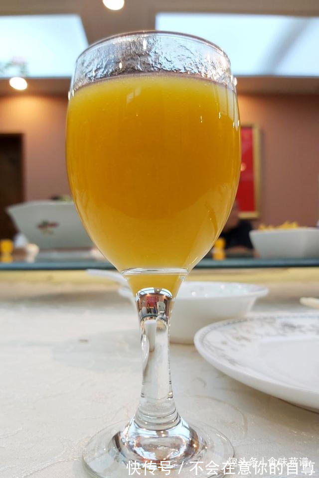 老丈人办升学宴,我随礼一千元,看看他安排的这桌菜,值多少钱