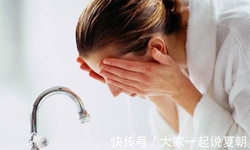 抗菌性|正确的洗脸方式,误区频繁更换洗面奶、洗面奶不一定美白