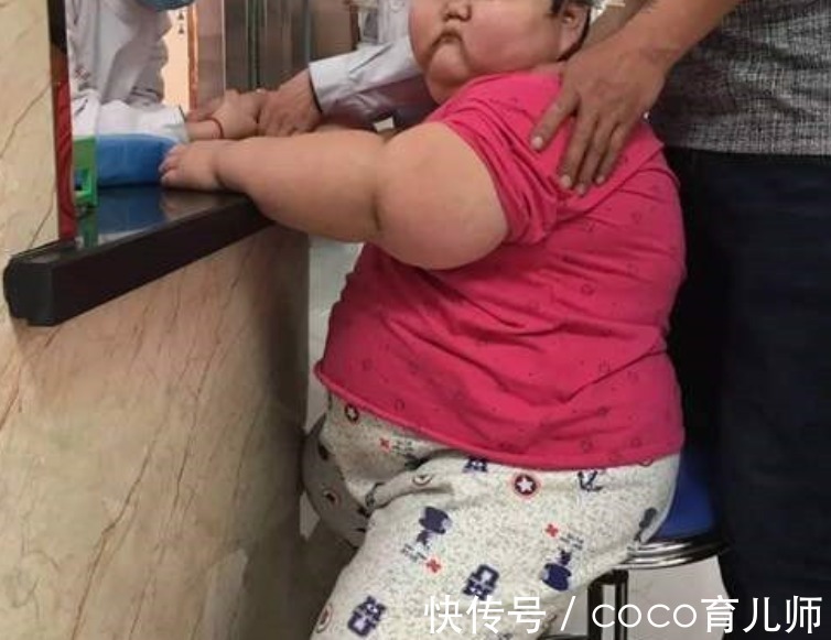 家长|拗不住孩子每天1杯奶茶,9岁男孩两年没长个,家长无知害了娃