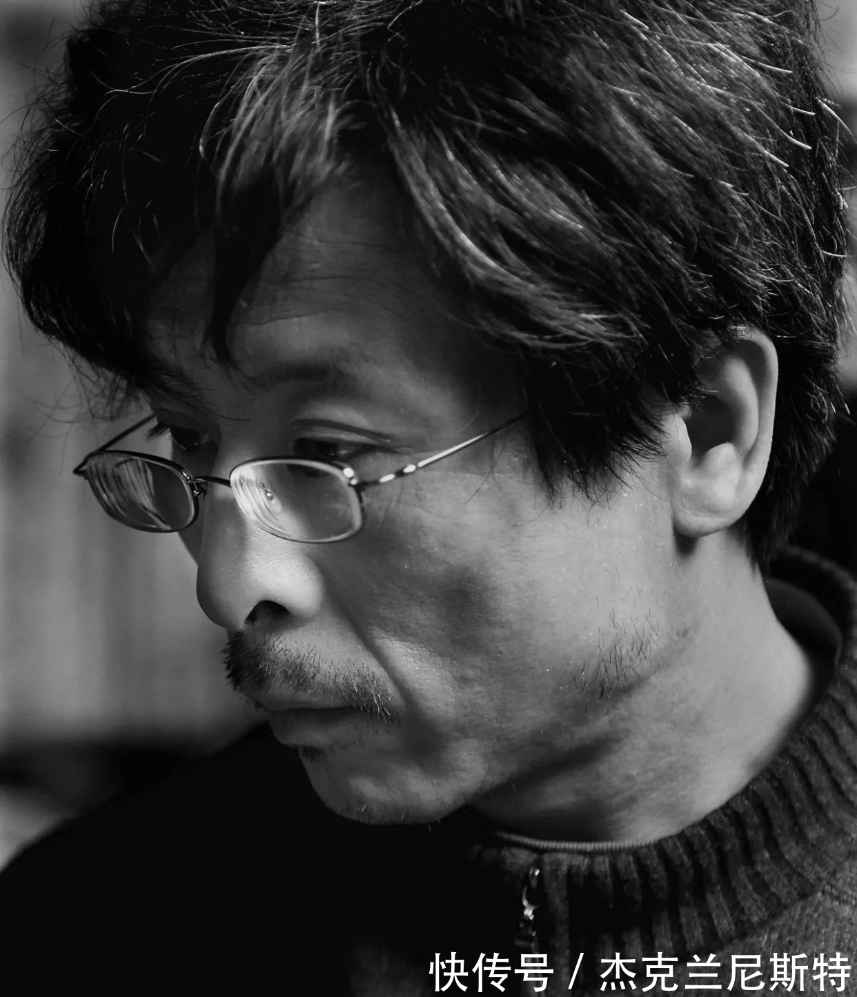 绘画!他画发动机,横的卖198万竖的卖1897万,美术老师却说这不是画