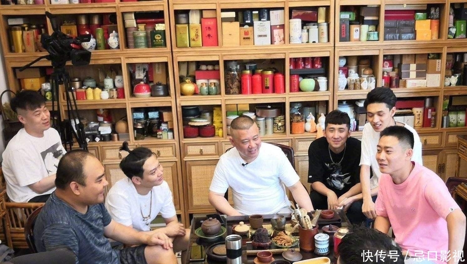 郭德綱 德云社團綜拍攝臨近尾聲,還會不會有第二季郭德綱徒弟直播回應