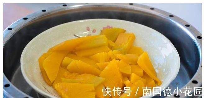 消化|南瓜饼最近火了,不加1滴水,少油少糖,软糯香甜,易消化好吸收