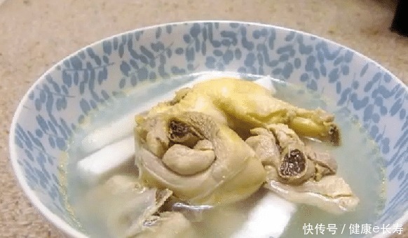 秋天|秋天天气干燥要多喝汤,7款家常滋补靓汤,鲜甜润燥,家人都爱喝