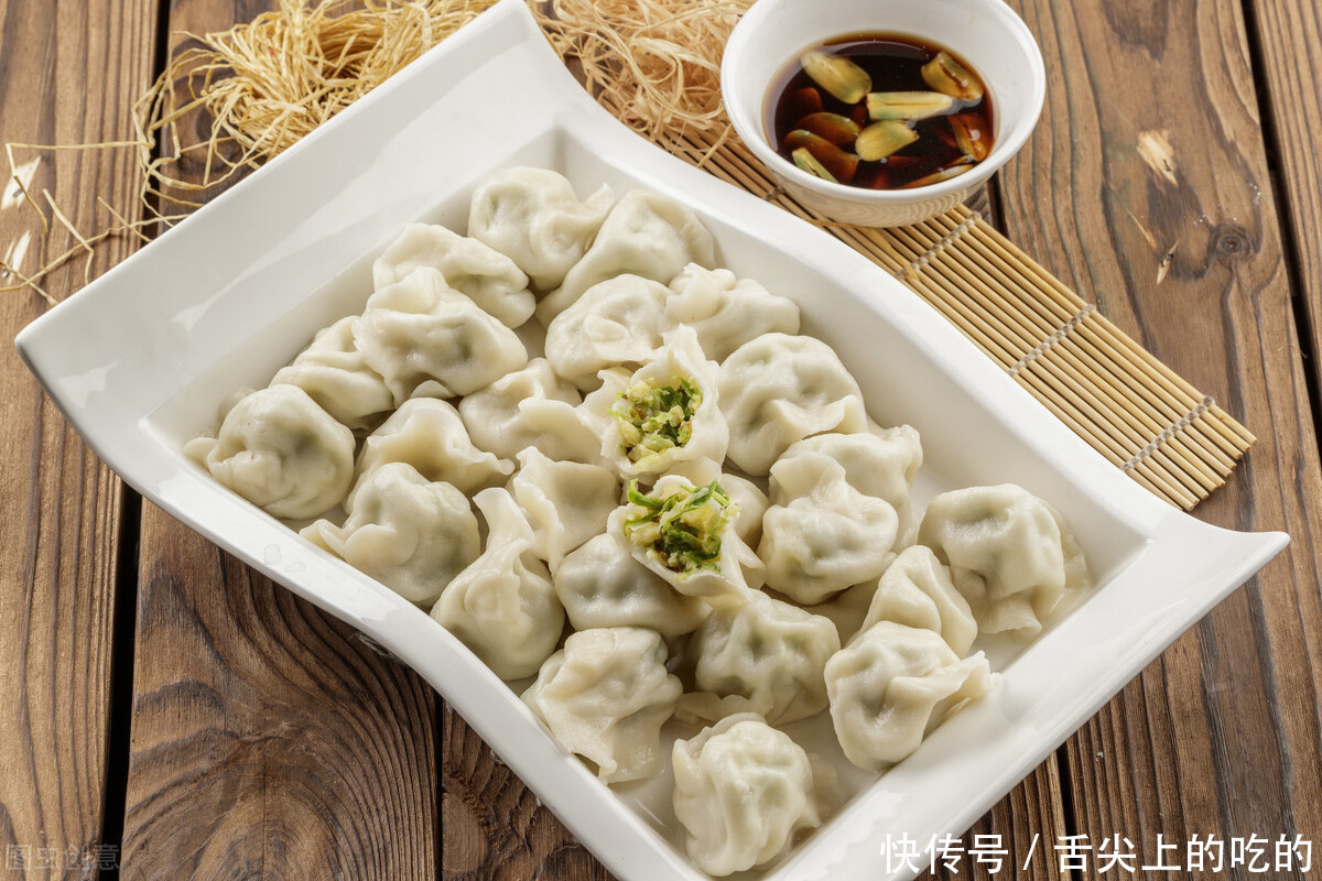 老少皆宜|夏天多吃这馅饺子,清淡清香营养高,一顿能吃30个,比肉馅还香